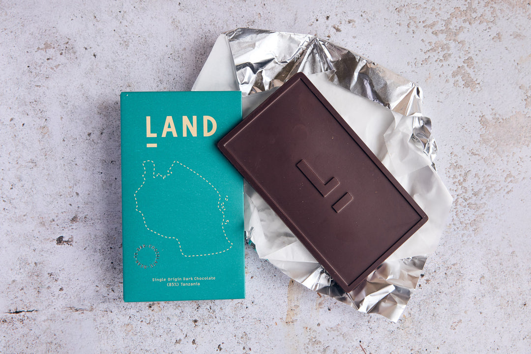 land 85% Chocolate Bar opened